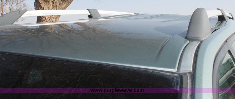 image for item C3780 2006 Ford Freestyle SE van