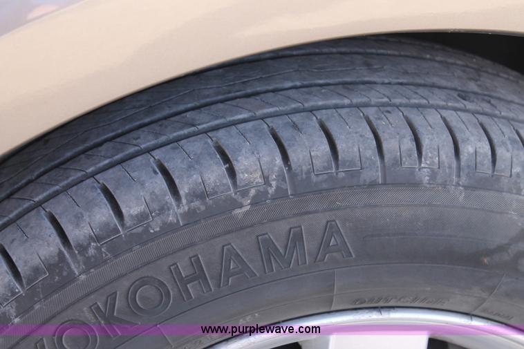 image for item C3780 2006 Ford Freestyle SE van