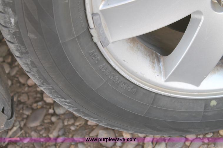 image for item C3780 2006 Ford Freestyle SE van