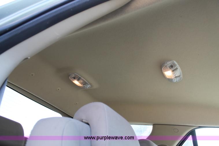 image for item C3780 2006 Ford Freestyle SE van