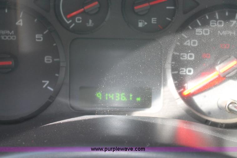 image for item C3780 2006 Ford Freestyle SE van