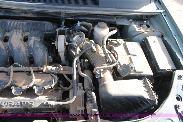 image for item C3780 2006 Ford Freestyle SE van