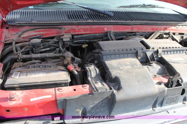 image for item C3783 1999 Ford Econoline E450 ambulance
