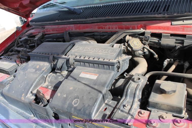 image for item C3783 1999 Ford Econoline E450 ambulance