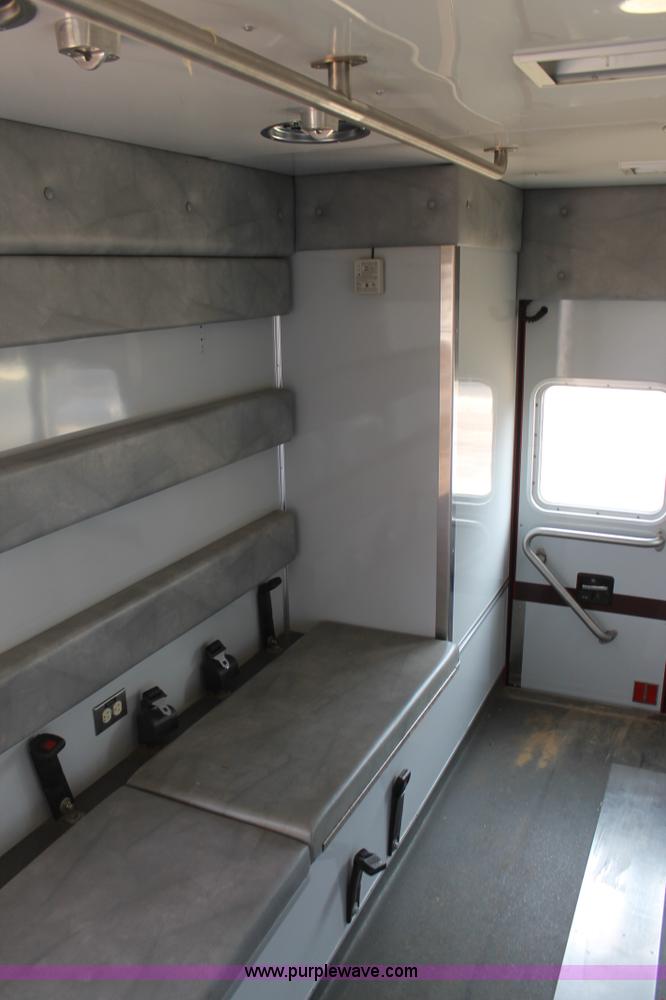 image for item C3783 1999 Ford Econoline E450 ambulance