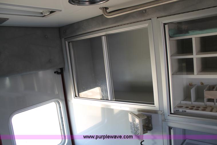 image for item C3783 1999 Ford Econoline E450 ambulance