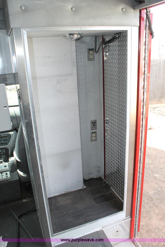 image for item C3783 1999 Ford Econoline E450 ambulance