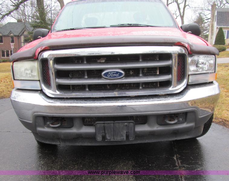 image for item E4684 2002 Ford F250 Super Duty XLT SuperCab pickup truck