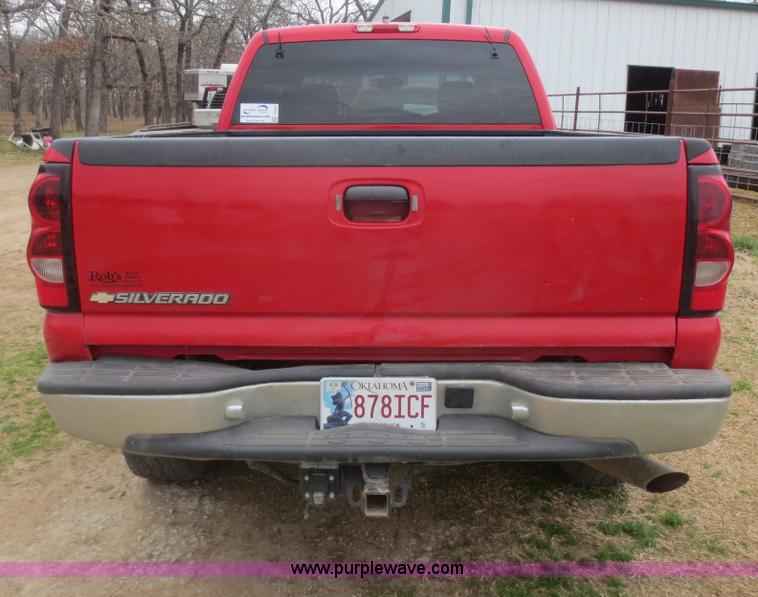 image for item F6849 2007 Chevrolet Silverado Classic 2500HD pickup truck
