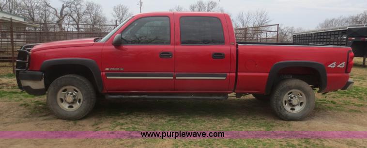 image for item F6849 2007 Chevrolet Silverado Classic 2500HD pickup truck