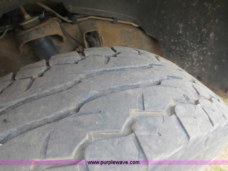 image for item F6849 2007 Chevrolet Silverado Classic 2500HD pickup truck