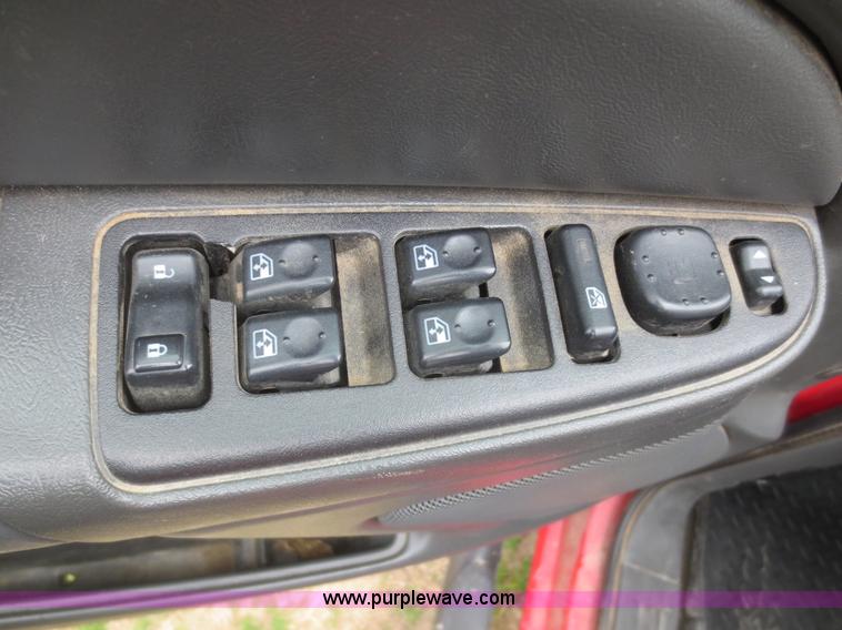 image for item F6849 2007 Chevrolet Silverado Classic 2500HD pickup truck