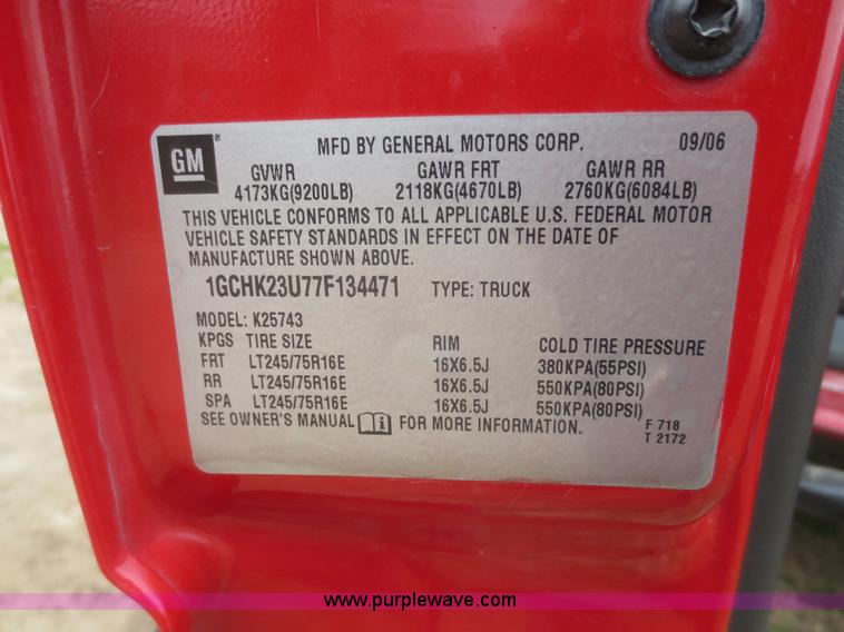 image for item F6849 2007 Chevrolet Silverado Classic 2500HD pickup truck