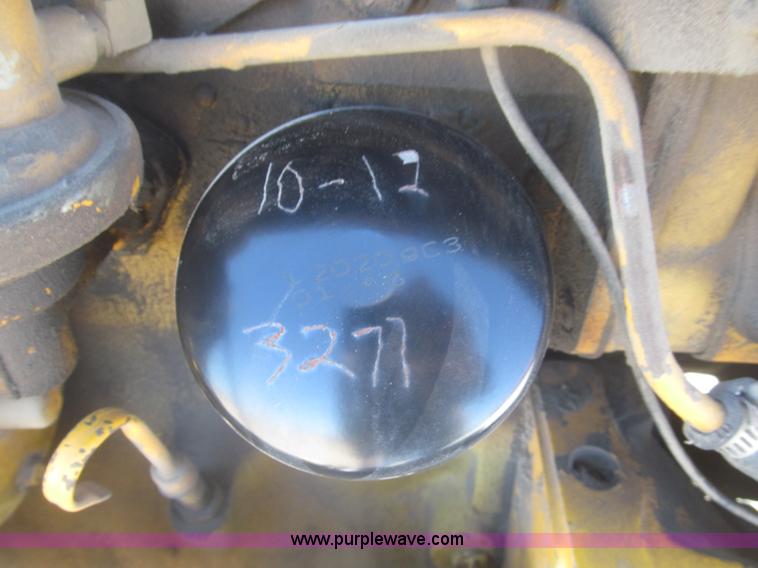 image for item F7304 John Deere 301W industrial tractor