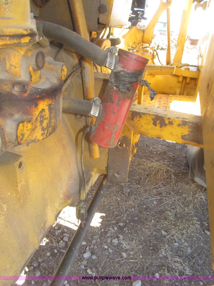 image for item F7304 John Deere 301W industrial tractor