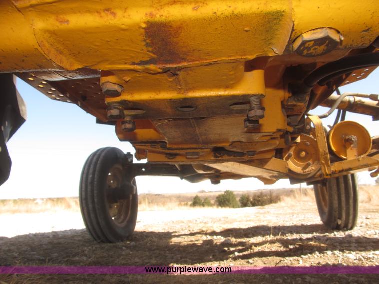 image for item F7304 John Deere 301W industrial tractor