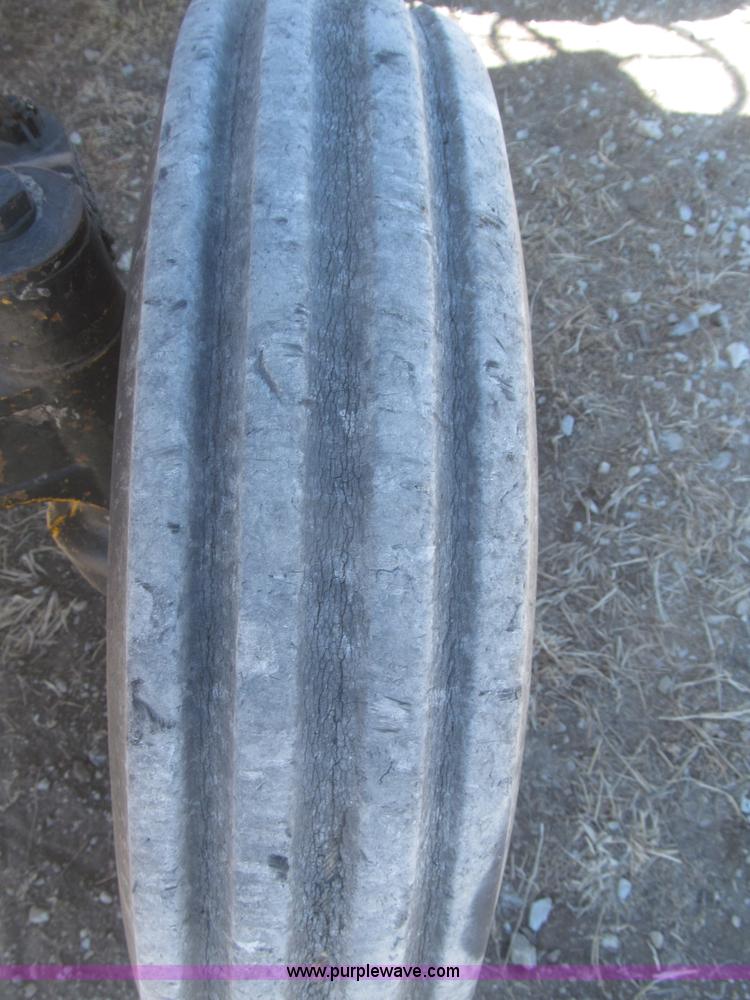 image for item F7304 John Deere 301W industrial tractor