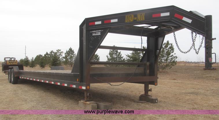 image for item F7311 2007 Load Max 36' tandem axle gooseneck trailer