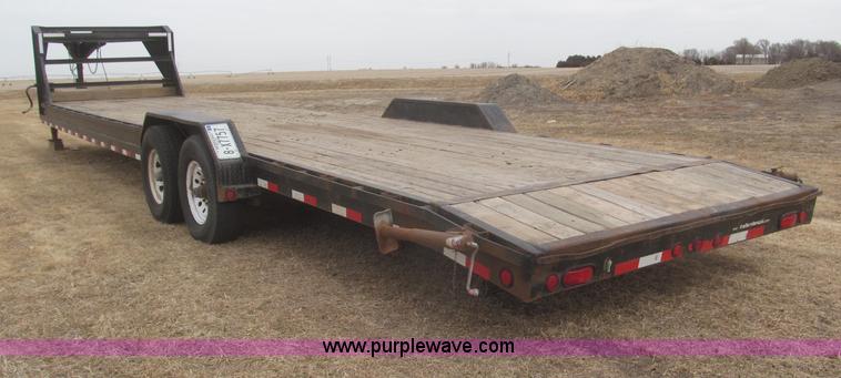 image for item F7311 2007 Load Max 36' tandem axle gooseneck trailer