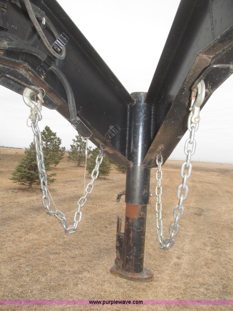 image for item F7311 2007 Load Max 36' tandem axle gooseneck trailer