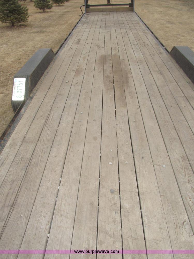 image for item F7311 2007 Load Max 36' tandem axle gooseneck trailer