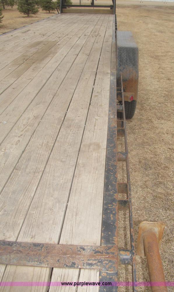 image for item F7311 2007 Load Max 36' tandem axle gooseneck trailer