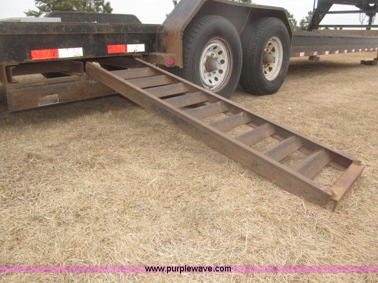 image for item F7311 2007 Load Max 36' tandem axle gooseneck trailer