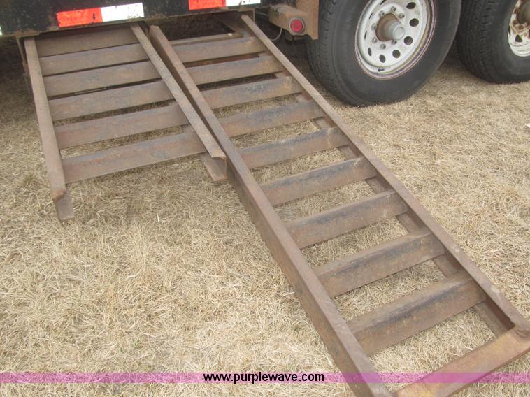 image for item F7311 2007 Load Max 36' tandem axle gooseneck trailer