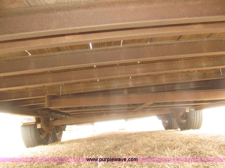 image for item F7311 2007 Load Max 36' tandem axle gooseneck trailer