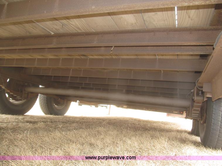 image for item F7311 2007 Load Max 36' tandem axle gooseneck trailer