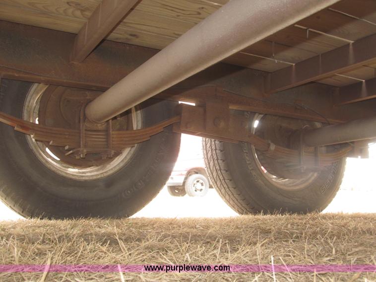 image for item F7311 2007 Load Max 36' tandem axle gooseneck trailer