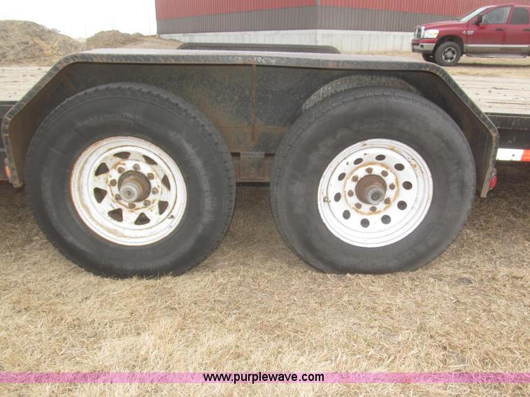 image for item F7311 2007 Load Max 36' tandem axle gooseneck trailer