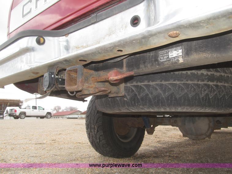 image for item F7323 1989 Chevrolet Silverado 1500 pickup truck