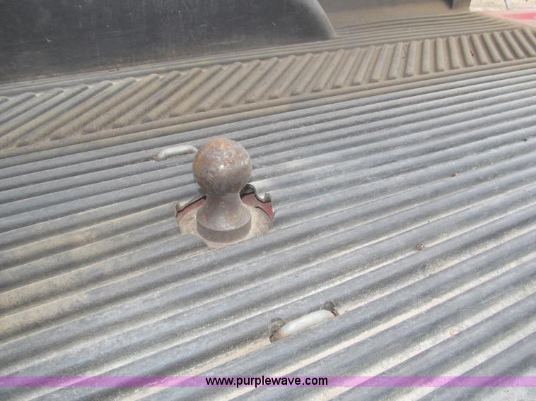 image for item F7323 1989 Chevrolet Silverado 1500 pickup truck