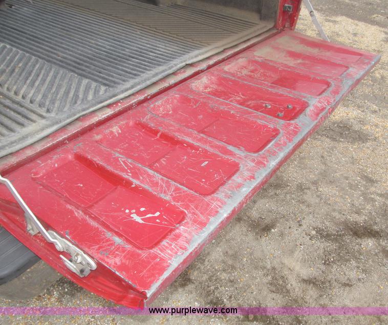 image for item F7323 1989 Chevrolet Silverado 1500 pickup truck