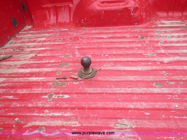 image for item F8216 1999 Ford F250 Super Duty Lariat pickup truck