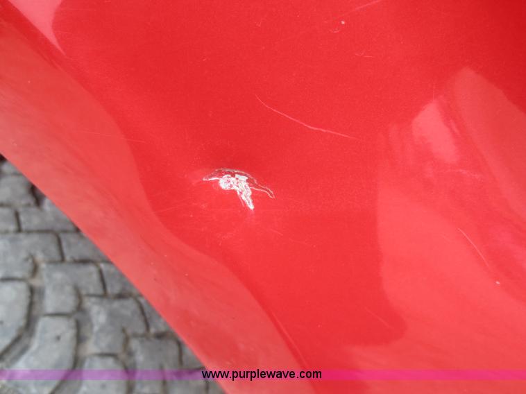 image for item F8216 1999 Ford F250 Super Duty Lariat pickup truck