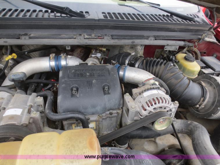 image for item F8216 1999 Ford F250 Super Duty Lariat pickup truck