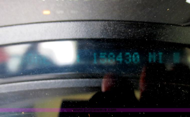 image for item F8226 2007 Chevrolet Silverado 2500HD Ext. Cab pickup truck