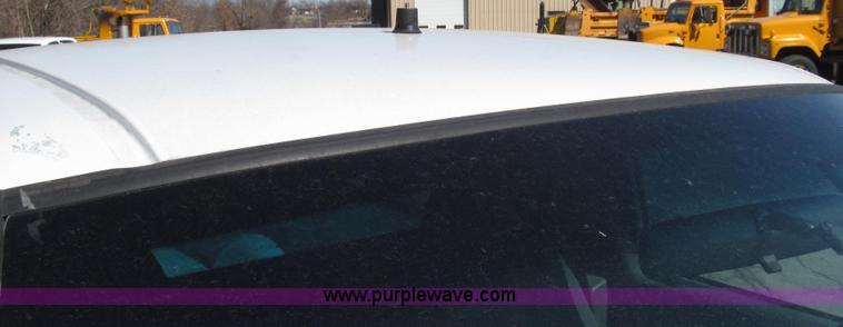 image for item G2329 2003 Ford F150 XL pickup truck