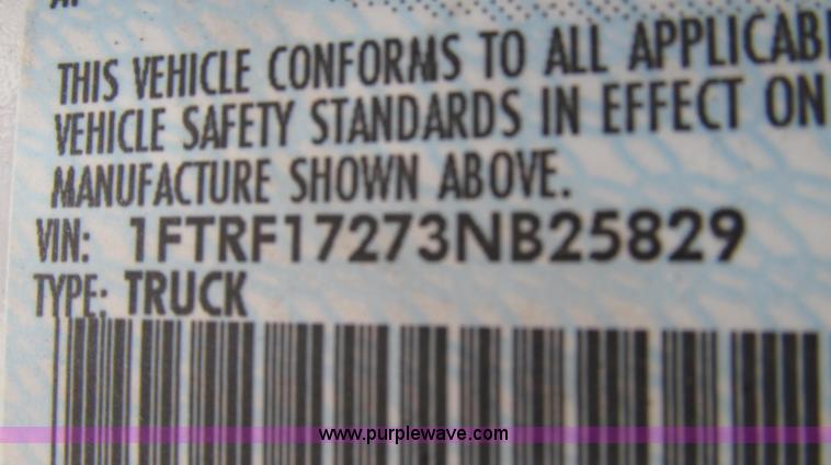 image for item G2329 2003 Ford F150 XL pickup truck