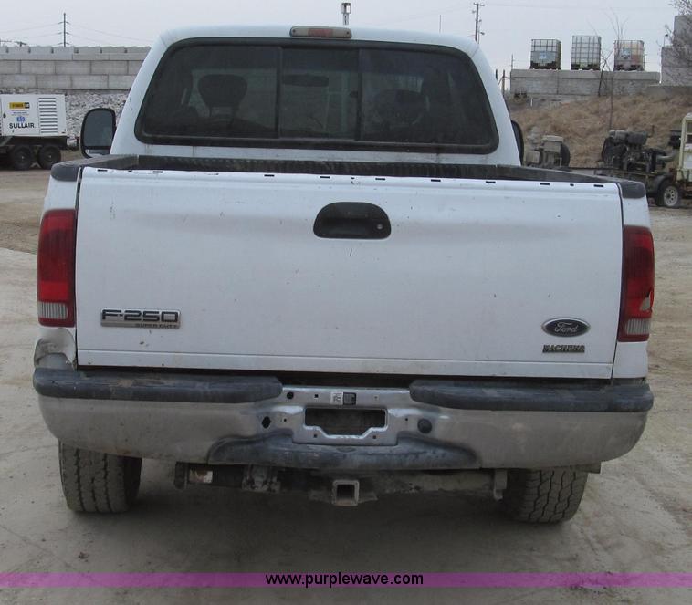 image for item G2332 2007 Ford F250 Super Duty XLT SuperCab pickup truck