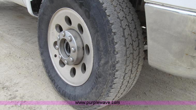 image for item G2332 2007 Ford F250 Super Duty XLT SuperCab pickup truck