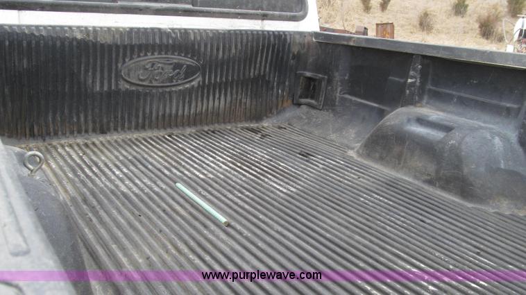 image for item G2332 2007 Ford F250 Super Duty XLT SuperCab pickup truck