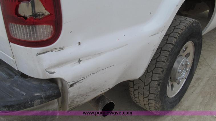image for item G2332 2007 Ford F250 Super Duty XLT SuperCab pickup truck