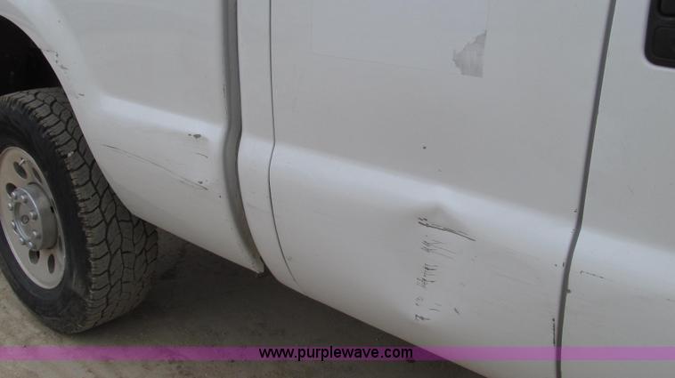 image for item G2332 2007 Ford F250 Super Duty XLT SuperCab pickup truck