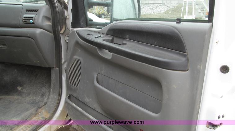 image for item G2332 2007 Ford F250 Super Duty XLT SuperCab pickup truck