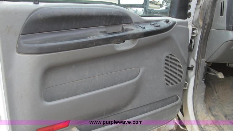 image for item G2332 2007 Ford F250 Super Duty XLT SuperCab pickup truck