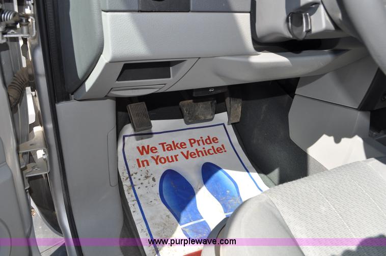 image for item G6435 2007 Dodge Durango SXT