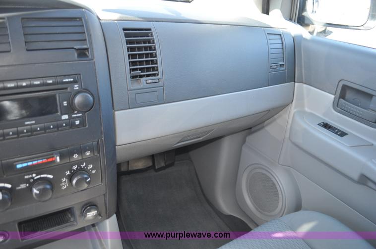 image for item G6435 2007 Dodge Durango SXT